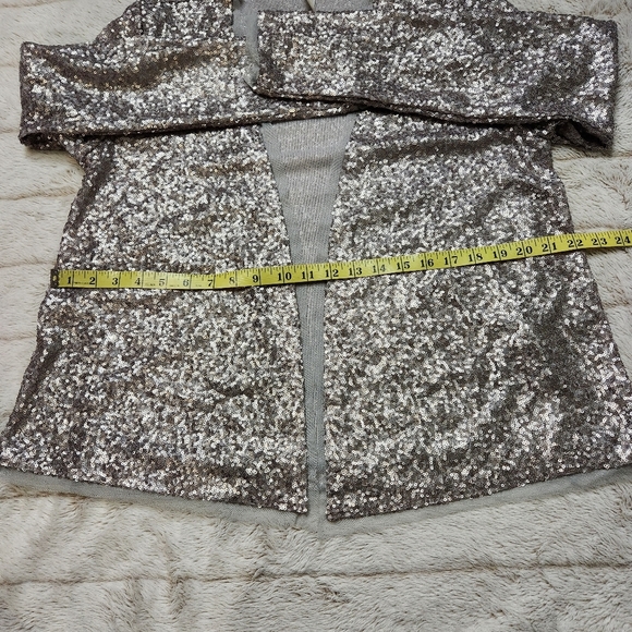 Tokyo Darling Sequin Cardigan - Picture 11 of 16